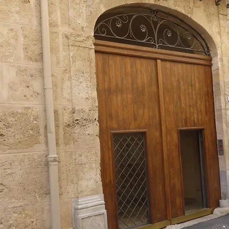 In Palazzo Lampedusa Апартаменты